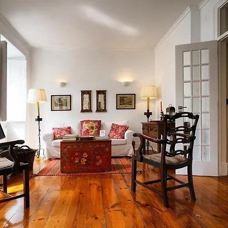 Classy Duplex Appartement Algés
